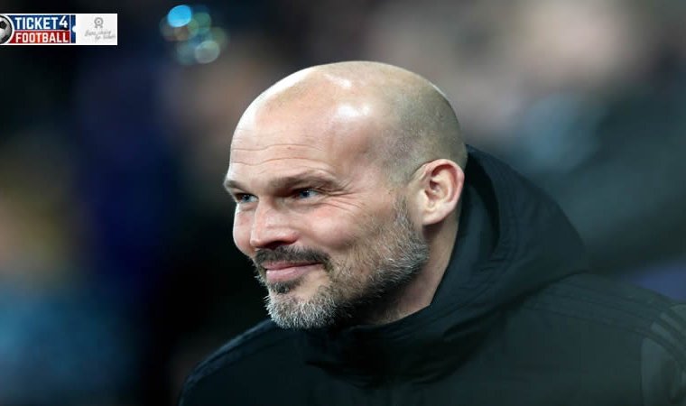 Karl Fredrik "Freddie" Ljungberg is a Swedish former footballer who played as a winger and is the current interim head coach at Arsenal. Purchase Arsenal Tickets to enjoy its stunning performances.